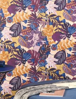 Wallpaper Sunago violet tones Raumansicht