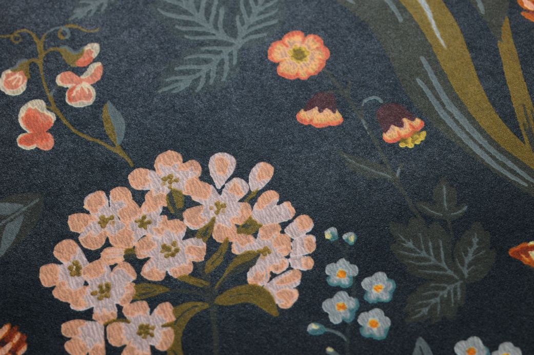 Florale Tapeten Tapete Isabelle Ozeanblau Detailansicht