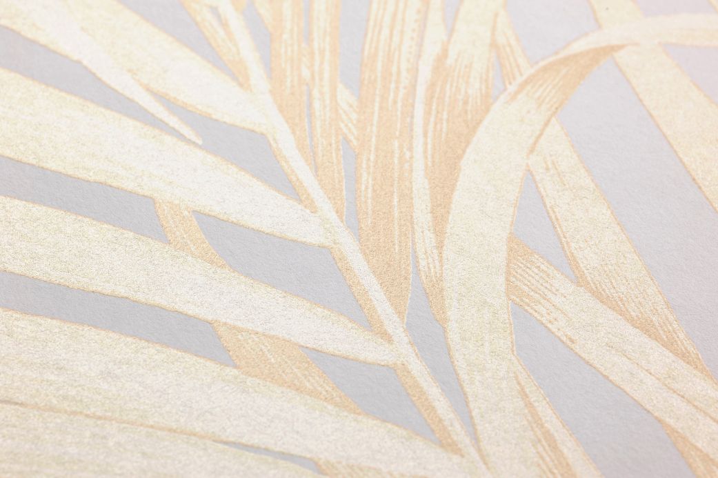 Modern Wallpaper Wallpaper Palmetto cream shimmer Detail View