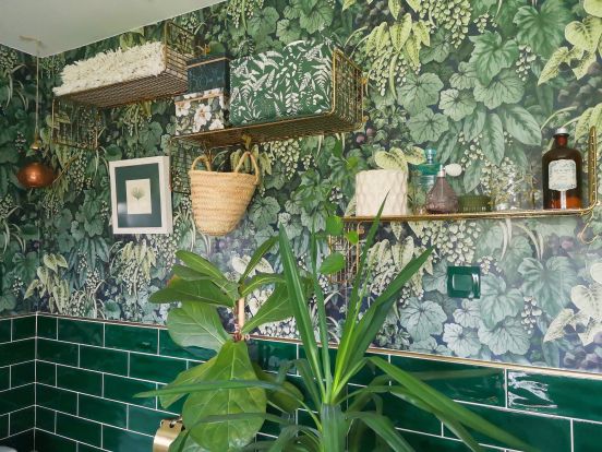 Transforming a bathroom in a botanical paradise