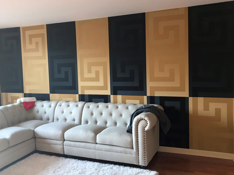 Non-woven Wallpaper Wallpaper Solea honey gold Room View