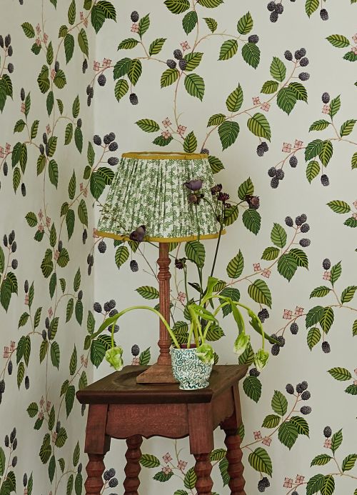 Leaf and Foliage Wallpaper Wallpaper Francesca shades of green Room View