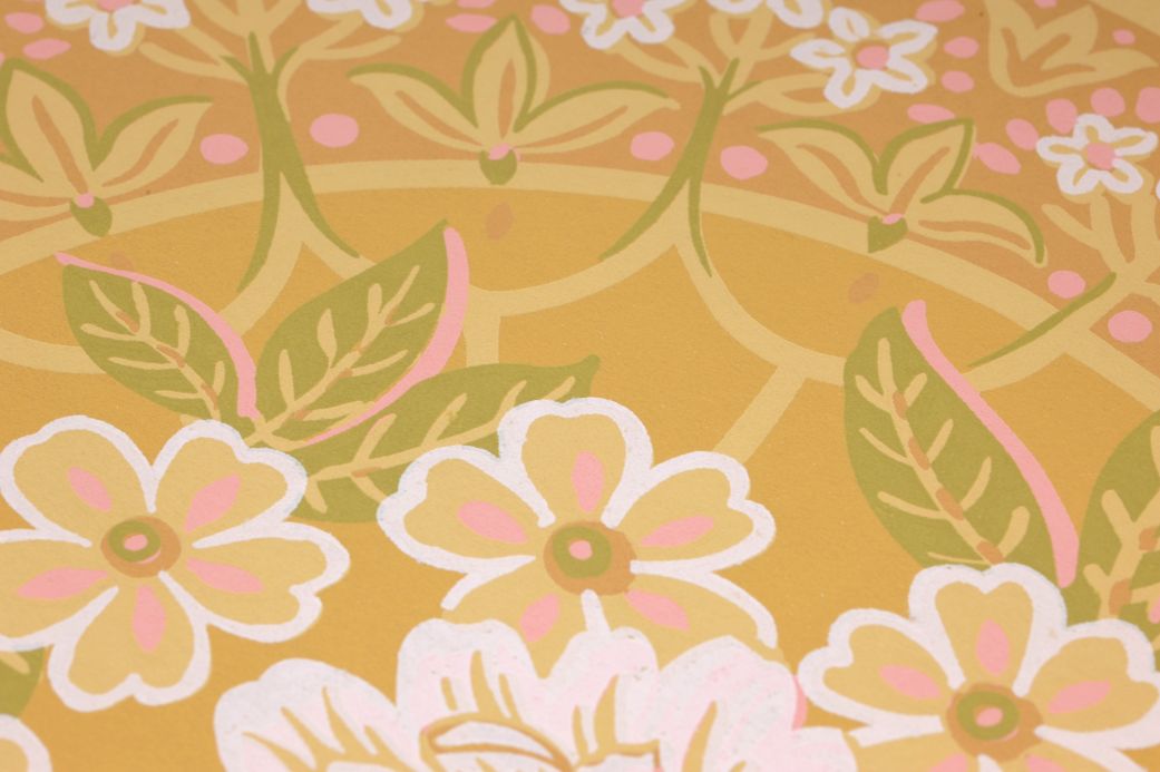 Classic Wallpaper Wallpaper Sofia honey yellow Detail View