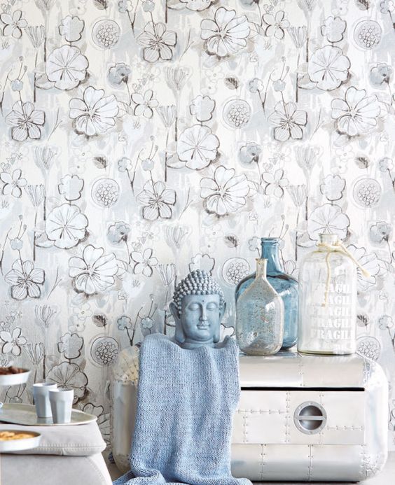 Floral Wallpaper Wallpaper Larentia silver metallic Room View