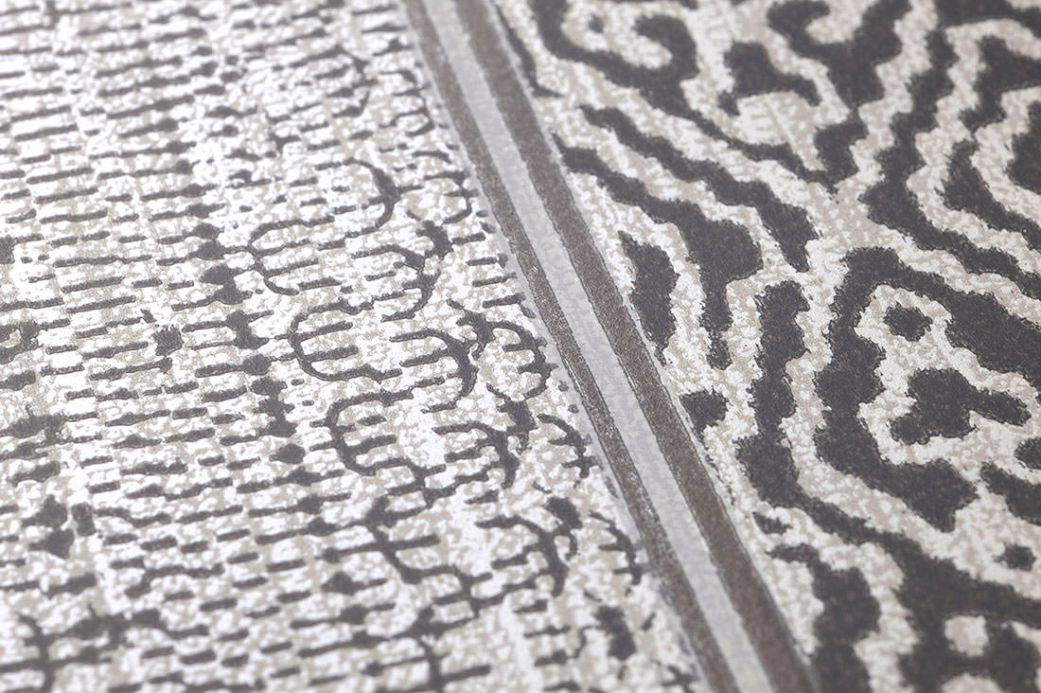 Striped Wallpaper Wallpaper Cemal grey brown Detail View